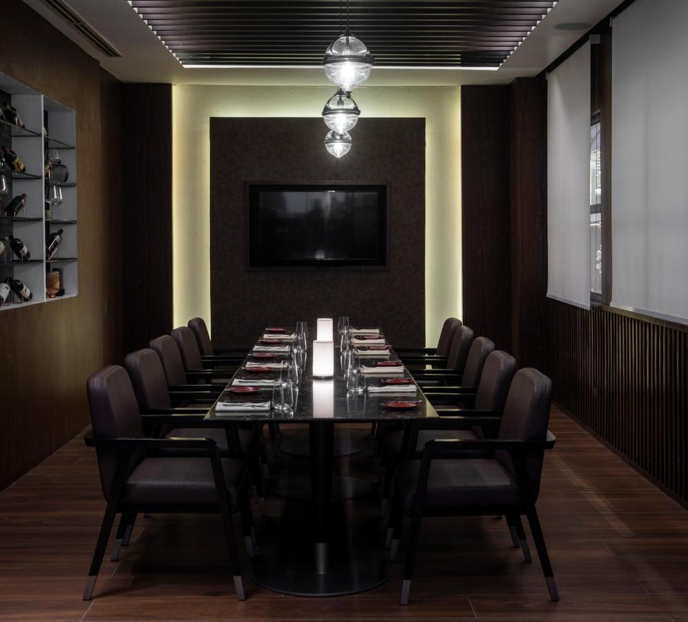 Fili Hotel At Nustar Cebu Zewnętrze zdjęcie