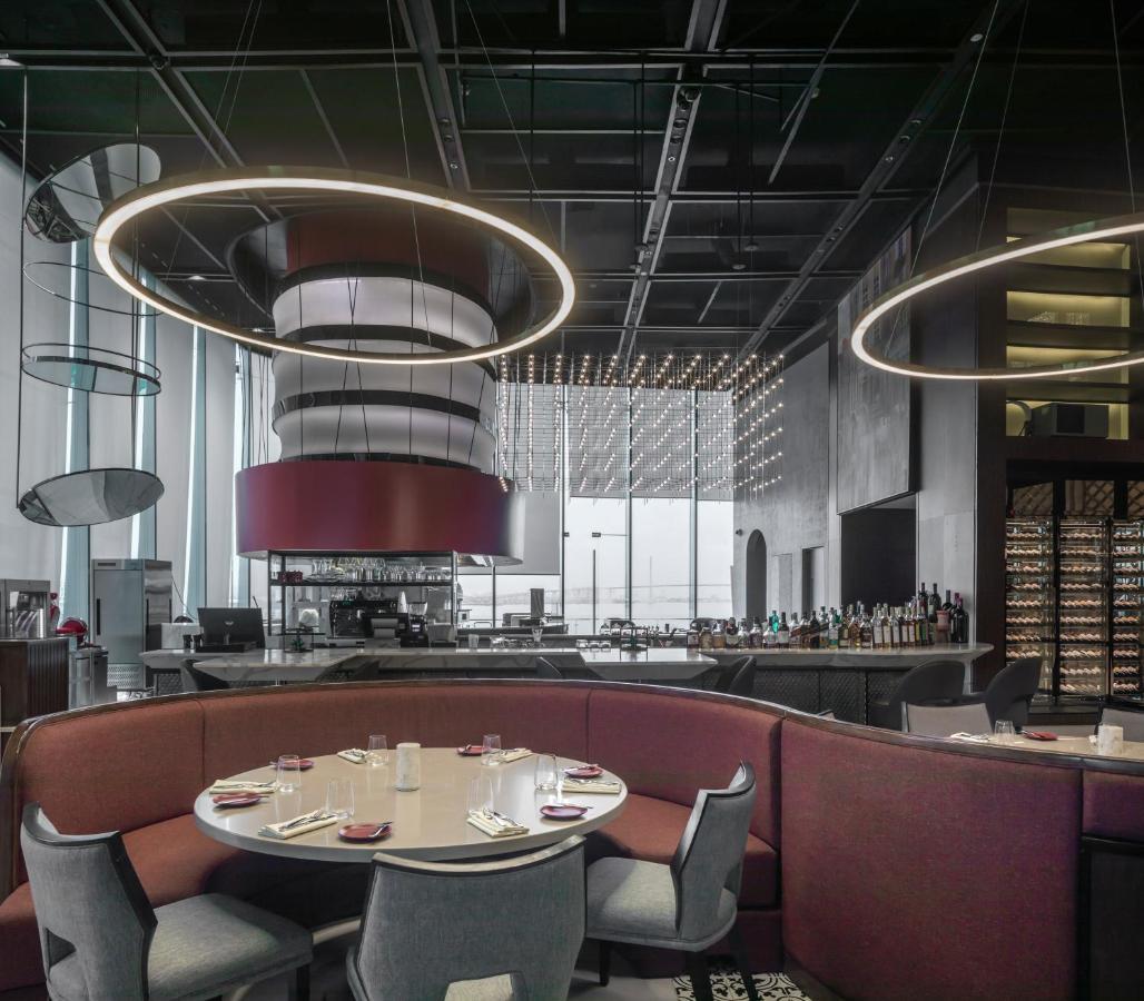 Fili Hotel At Nustar Cebu Zewnętrze zdjęcie