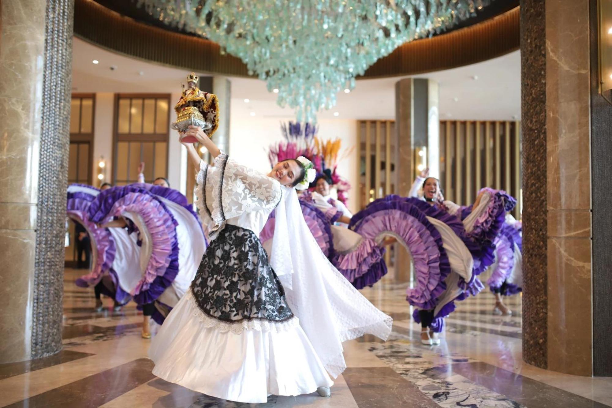 Fili Hotel At Nustar Cebu Zewnętrze zdjęcie