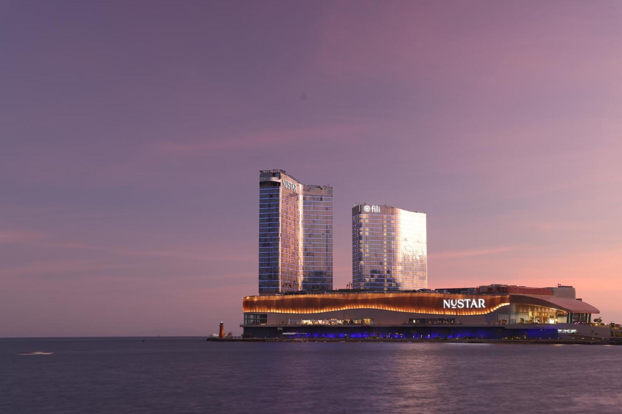 Fili Hotel At Nustar Cebu Zewnętrze zdjęcie